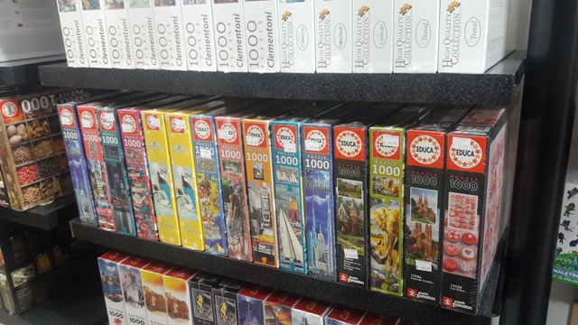 Quebra-cabeças na loja de jogos Casa Zanzi