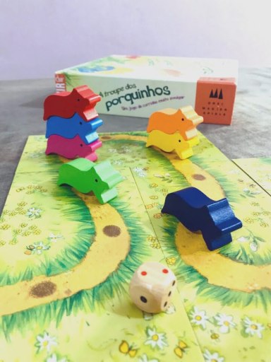 Jogo de tabuleiro a Trupe dos Porquinhos