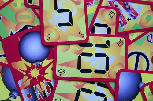 Jogo de cartas Boom-O