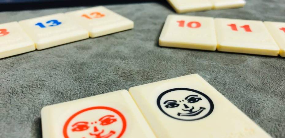 Jogo de tabuleiro Rummikub