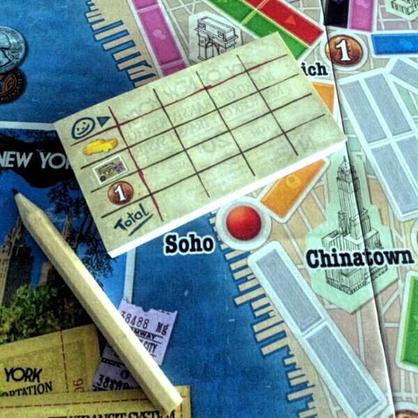 Hora de anotar os pontos nesse bloquinho muito bacana do Ticket to Ride New York