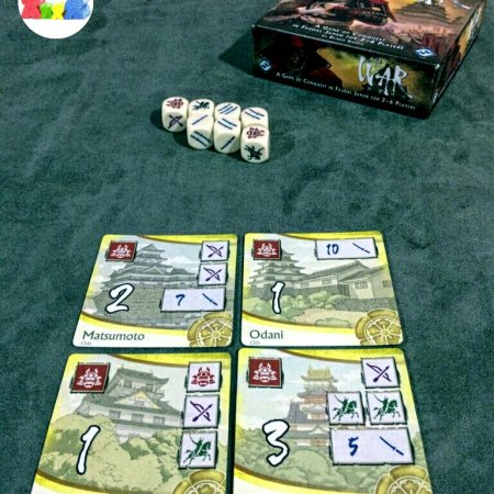 Conjunto de castelos amarelos do jogo Age of War