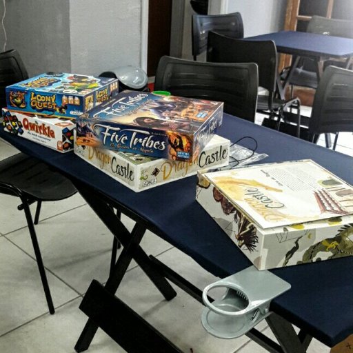 Loja para jogar Safe House