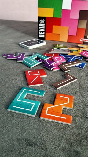 Peças do jogo NMBR9