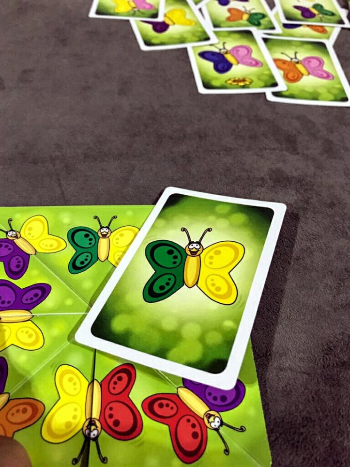 Encontramos a borboleta no jogo infantil Flap-Flap