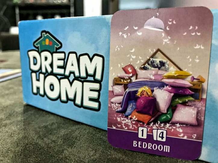 Crianças escondidas no jogo Dream Home