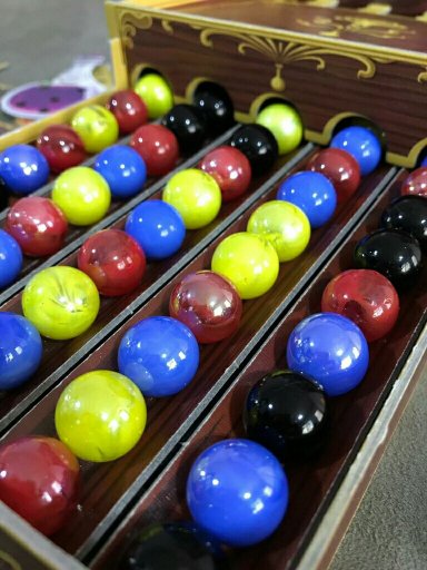 Dois ingredientes da mesma cor no jogo de tabuleiro Potion Explosion