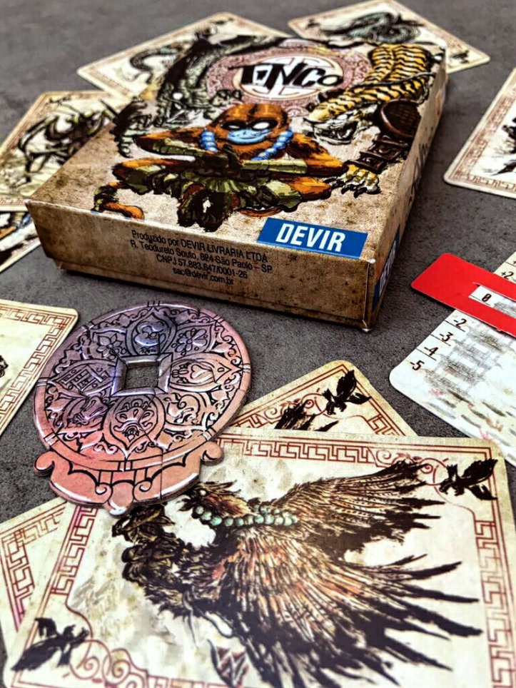 Componentes do jogo de cartas Tinco