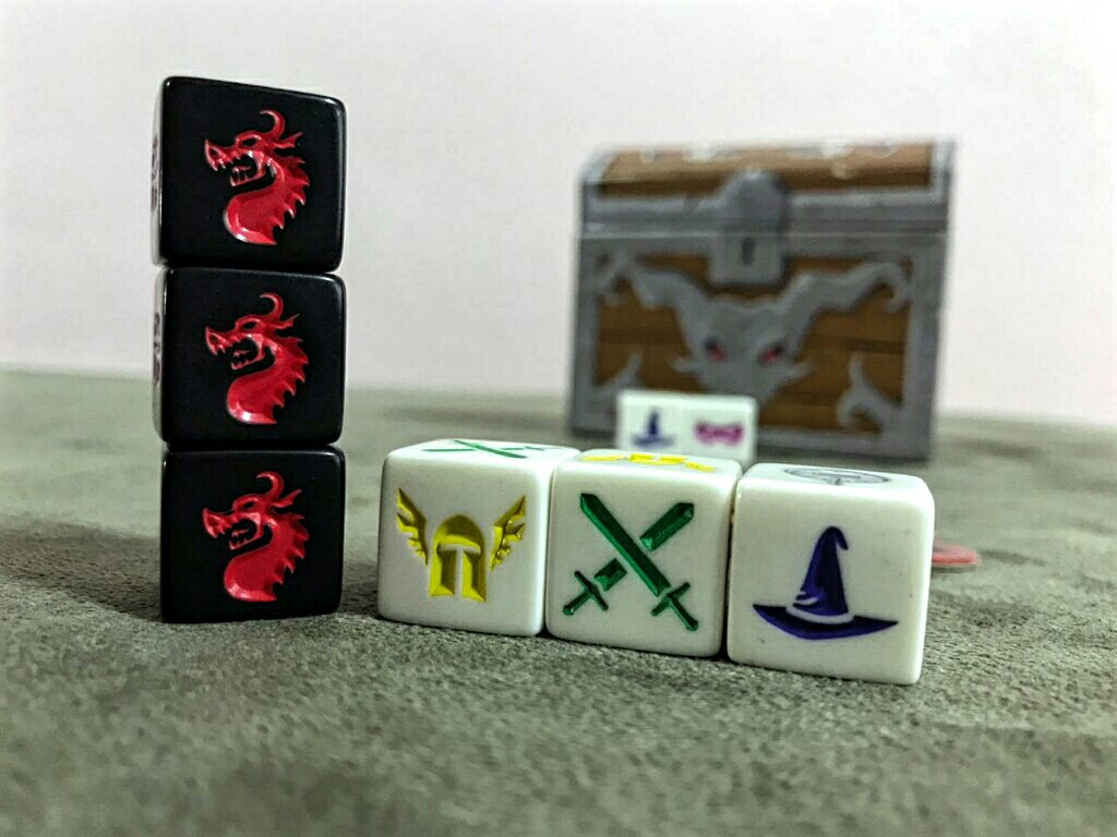 O temível dragão no jogo de tabuleiro Dugeon Roll