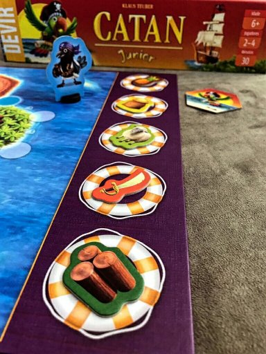 As trocas disponíveis no jogo de tabuleiro infantil CATAN Junior