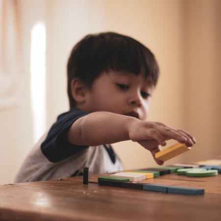 Jogar para uma infância saudável e feliz
