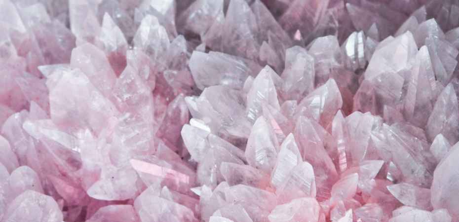 Colete minerais valiosos em Minerals