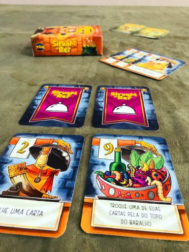 Jogo de tabuleiro Sirvam o REI