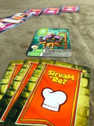 Jogo de tabuleiro Sirvam o REI