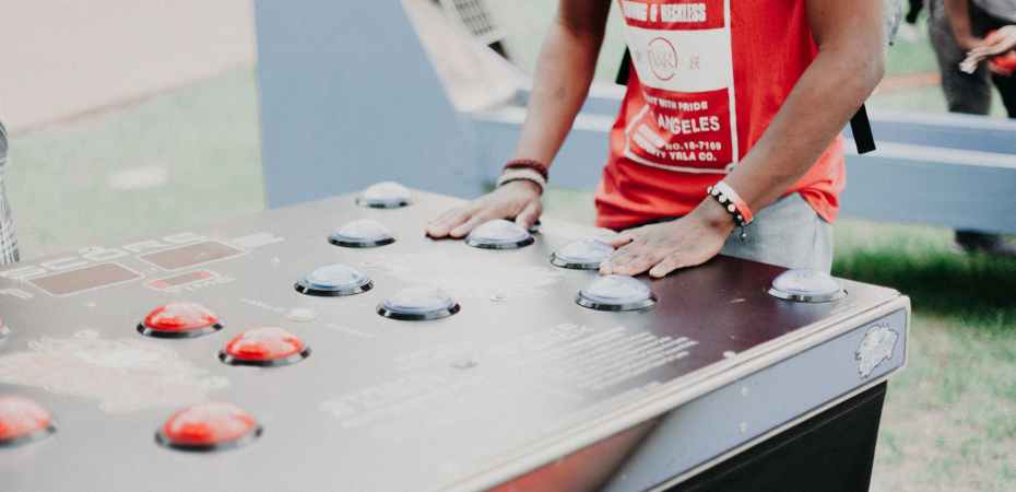 Aprenda a fazer jogos em casa