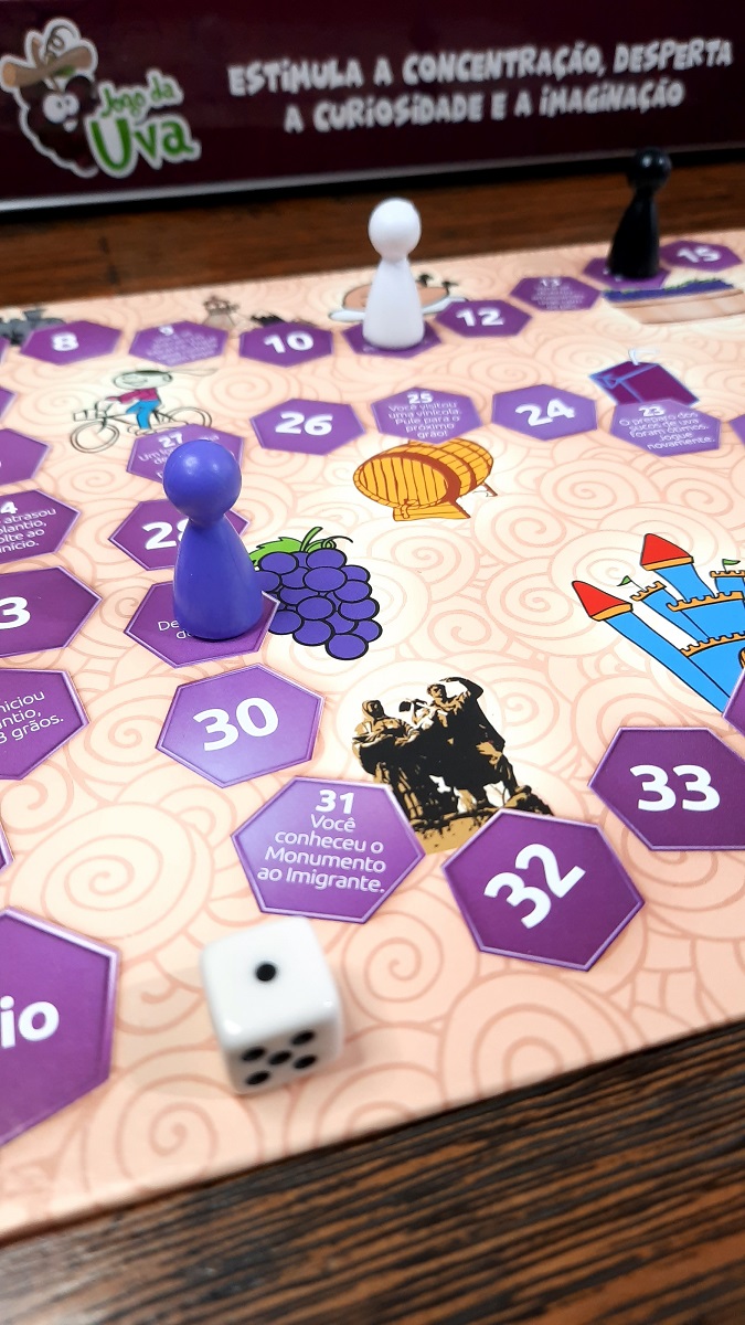 Jogo de tabuleiro Divergame