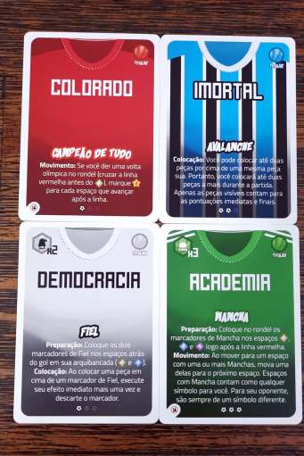 Jogo de tabuleiro Camisa 12