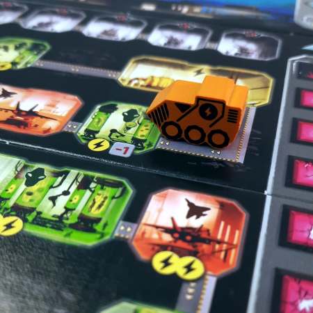 Jogo de tabuleiro Under Falling Skies