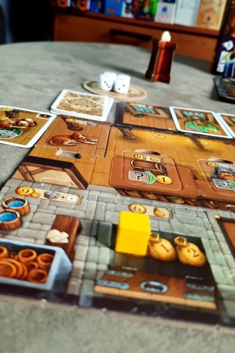 Jogo de tabuleiro Tavernas do Vale Profundo