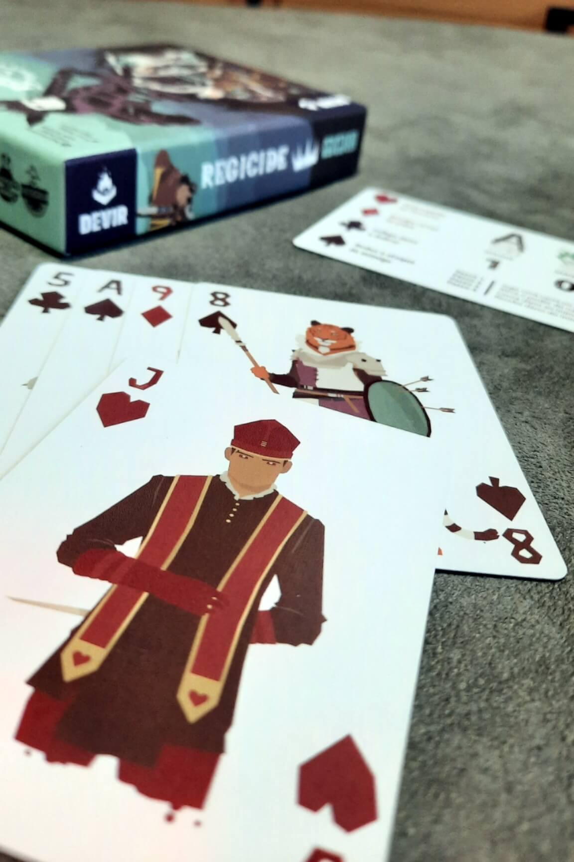 Jogo de cartas Regicide